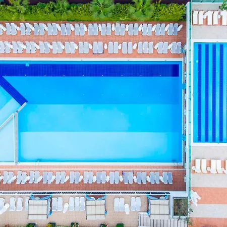Otel Dream World & Side