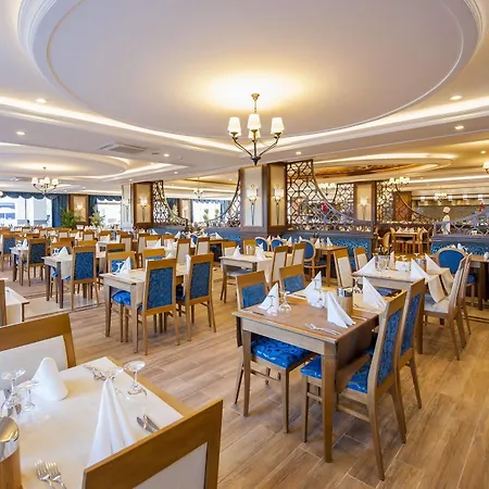 Dream World & 5* Sidé