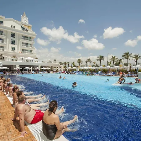 Dream World & Resort Side