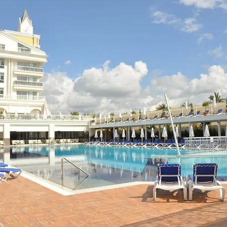Resort Dream World &