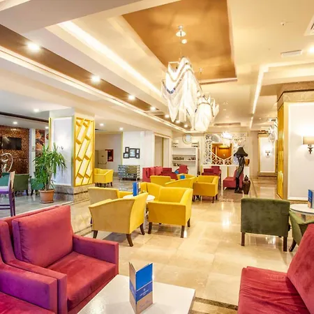 Dream World & Hotell