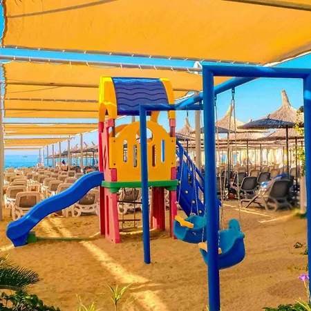 Ξενοδοχείο Dream World &