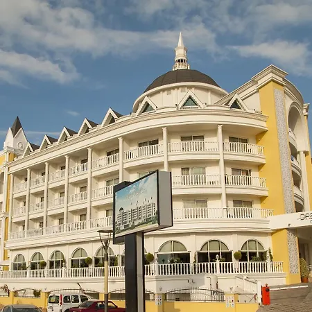 Dream World & 5* Side