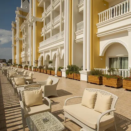 Resort Dream World &